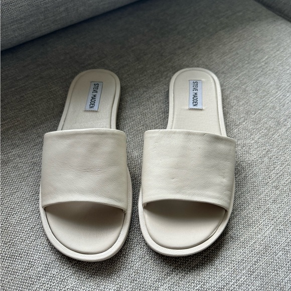 Steve Madden Kaya Leather Slides - Picture 2 of 6